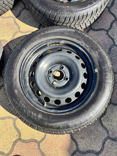 8.4mm 185/65R15 téligumik Renault lemezfelnin