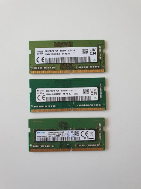 8 GB és 4 GB 3200-as és 2666-os DDR4 laptop memóriák