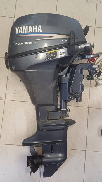 8 Le Yamaha csónakmotor