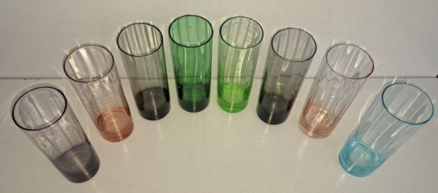 8 db retro színes üdítős pohár készlet . 17 cm