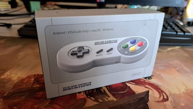 8bitdo SFC30 kontroller - 30. vforduls SNES kiads