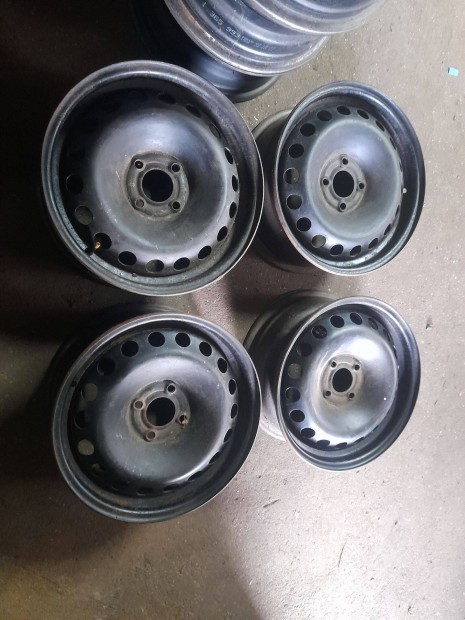 8db 15-�s Renault / Dacia felni