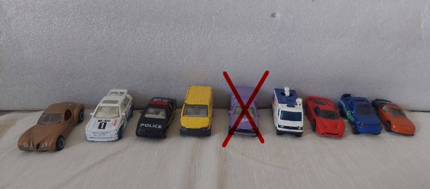 8db Matchbox kocsi aut jrm