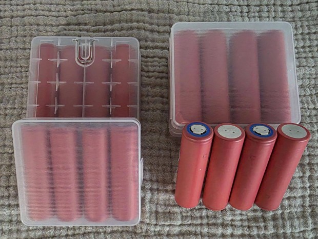 8db bontott 18650 Li-ion akku 3450mAh NCR18650GA + 2db tart