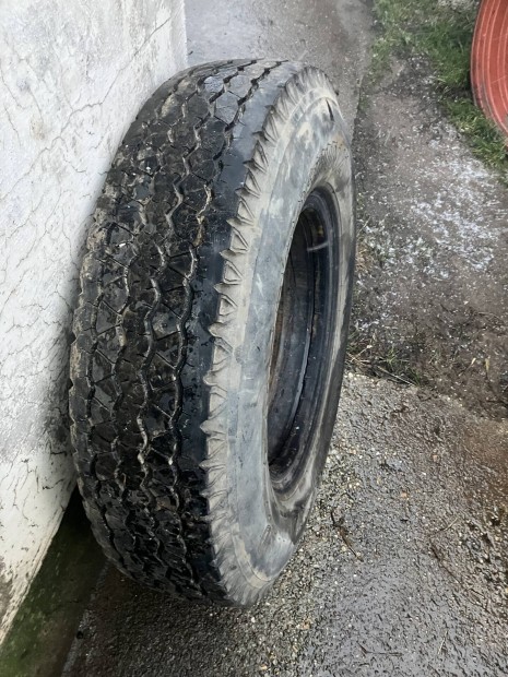 900-20 gumiabroncs HL HW p�tkocsi 