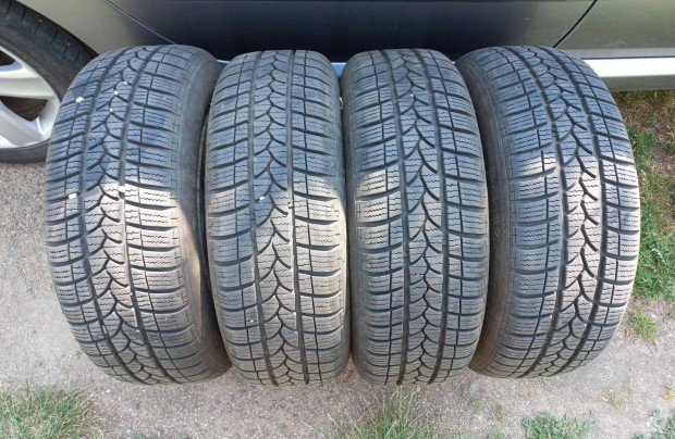 90%-os 195/60 R15 téli gumi garnitúra!