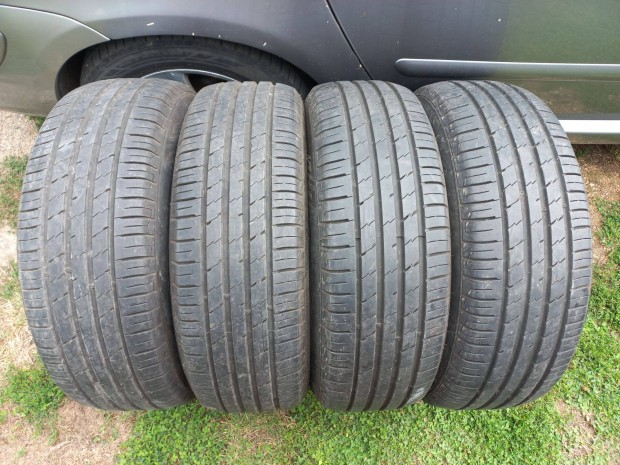 90%-os 235/65 R17 ny�ri garnit�ra!