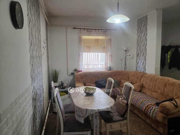 90 nm-es h�z elad� Nagyk�r�