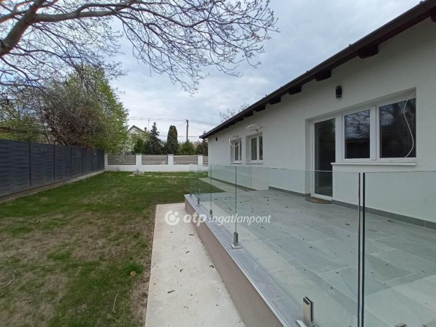 90 nm-es h�z elad� Pusztaszabolcs