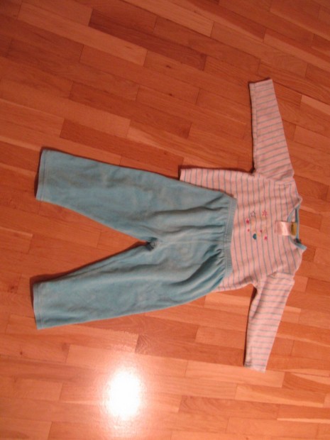 92-es kisfi pizsama