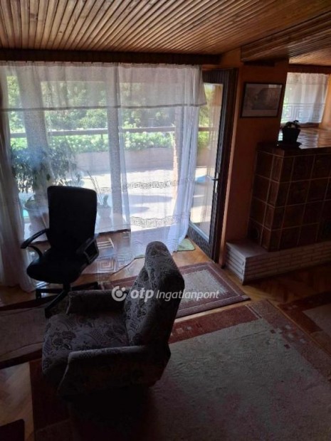 92 nm-es lak�s elad� Zalaegerszeg