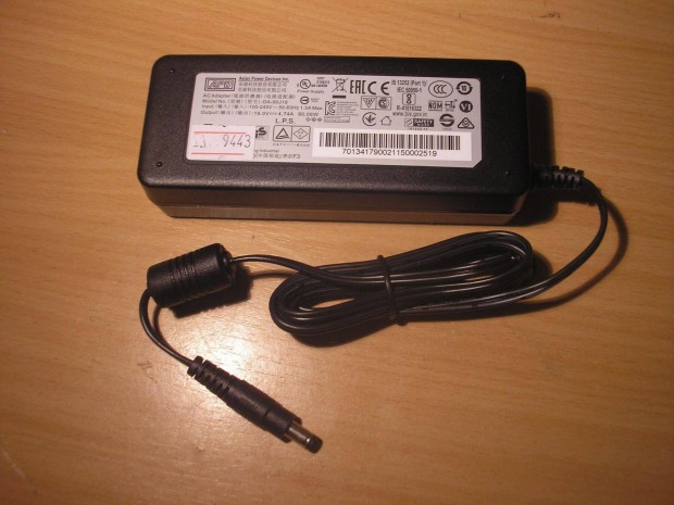 9443 MSI 19V 4.74AA 90W 5,5/2,5mm tápegység adapter töltő LCD LED TV m