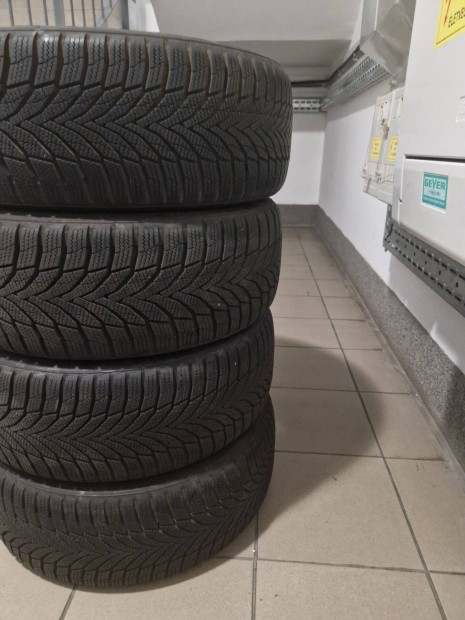 95%-os tligumi tli gumi 205/45 R17 2054517 205 45 R17 205/45r17