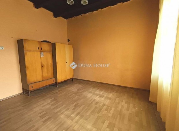 95 nm-es h�z elad� Kemenesp�lfa #5067560