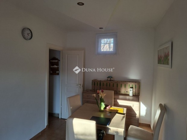 95 nm-es h�z elad� Kisl�ng