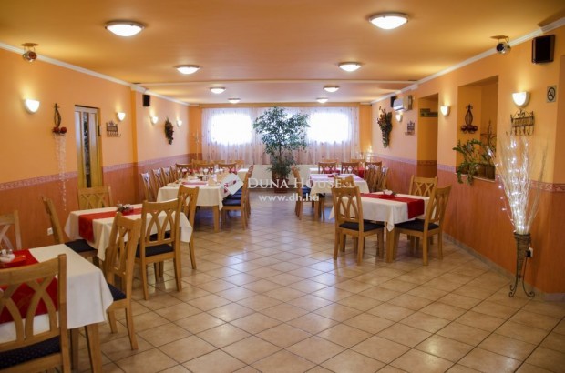 967 nm-es h�z elad� Debrecen