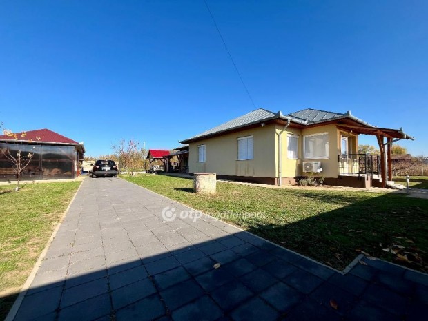 96 nm-es h�z elad� K�ll�semj�n