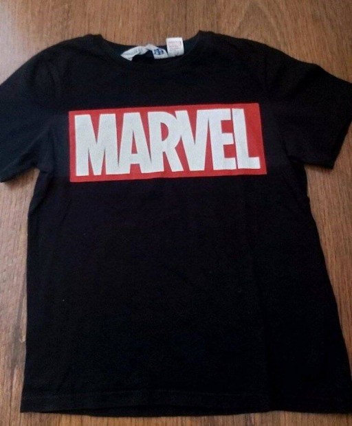 98/104-es Marvel pl