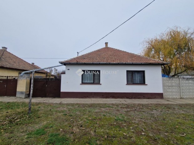 98 nm-es h�z elad� �rsekcsan�d