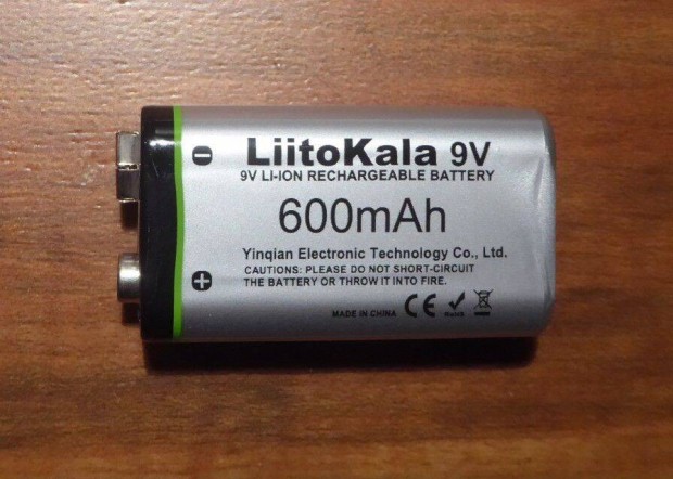 9 V-os jratlthet akku (vals 600 mAh kapacits)