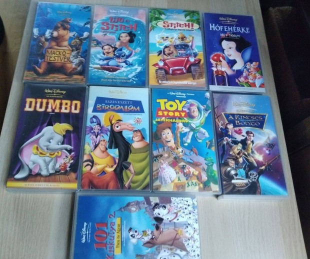 9 db Walt Disney klasszikus mese VHS / kazetta (Egyben 4000 Ft)