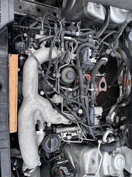 A4 A5 A6 3.0 tdi Capa motor elad