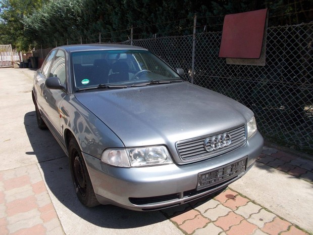 A4 Audi első lámpák Valeo Gyári 1995-től