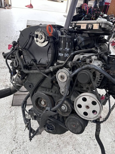 A4 B8 1.8 Tfsi motor elad