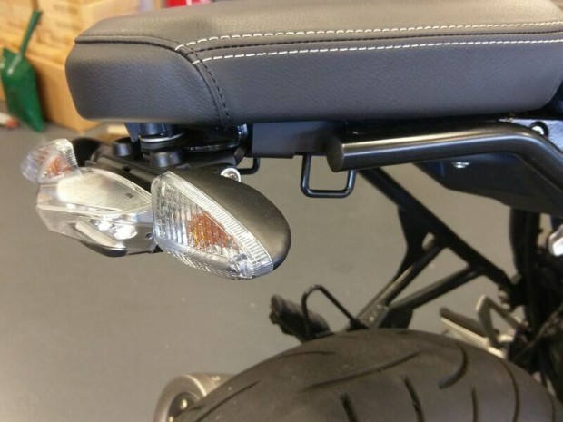 ACCESS DESIGN Nyereg alatti fekete BMW R Nine T1200