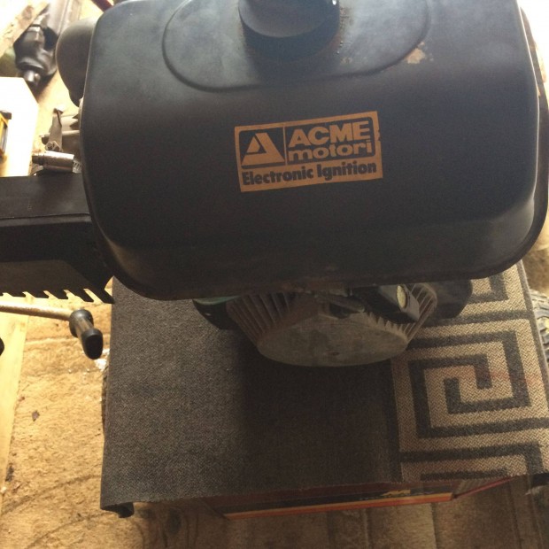 ACME 330 Kistraktormotor