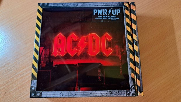AC/DC - Power Up - box