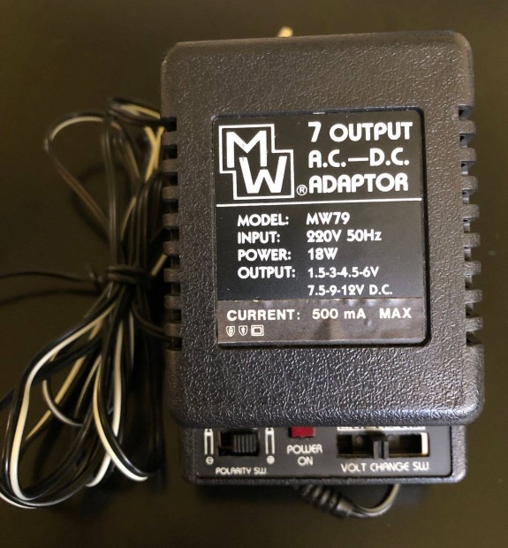 AC-DC adapter 220V 18W