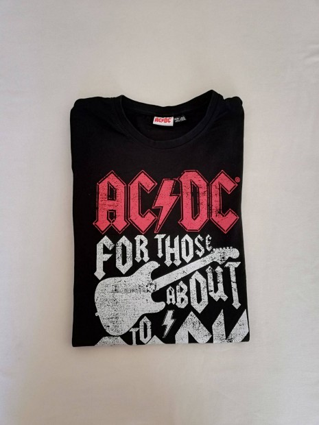 AC/DC frfi rvid ujj pl L-es