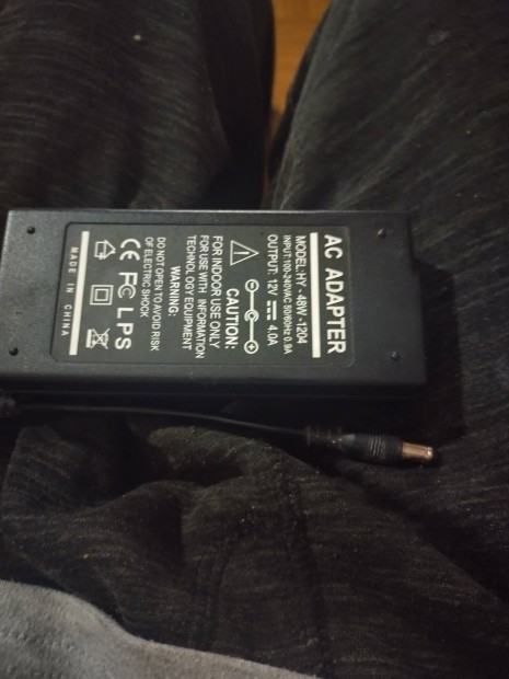 AC-adapter 12volt 4.0 A