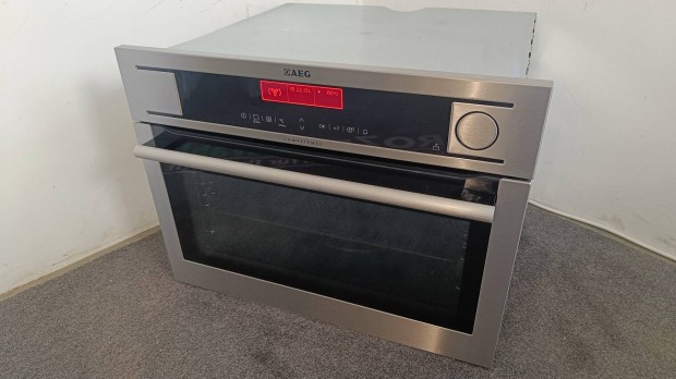 AEG g�zs�t� s�t� g�zfunkci�val