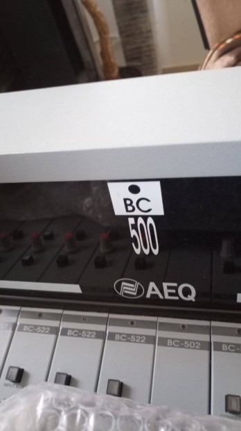 AEQ BC500 keverpult