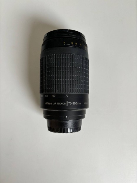 AF Nikkor 70-300mm1:4-5,6G Nikon objektv