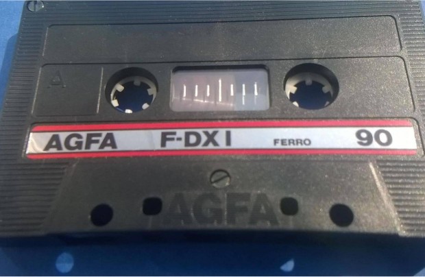 AGFA F-DX I 90 retro audio kazetta , 1987-89 , bels papr nlkl