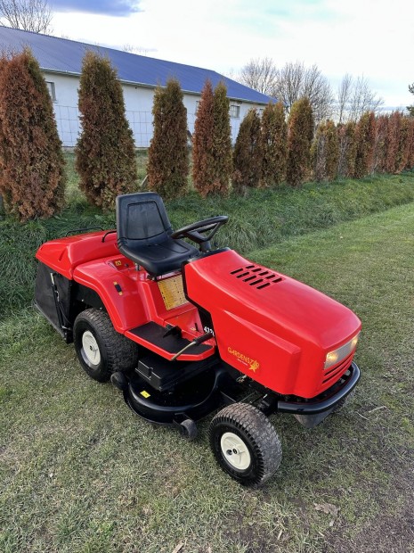 AGS Gardenstar Briggs Vanguard 20LE fnyr traktor 