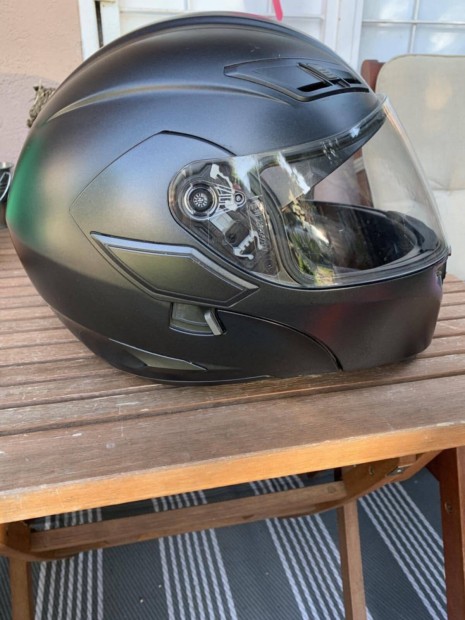 AGV compact férfi bukósisak