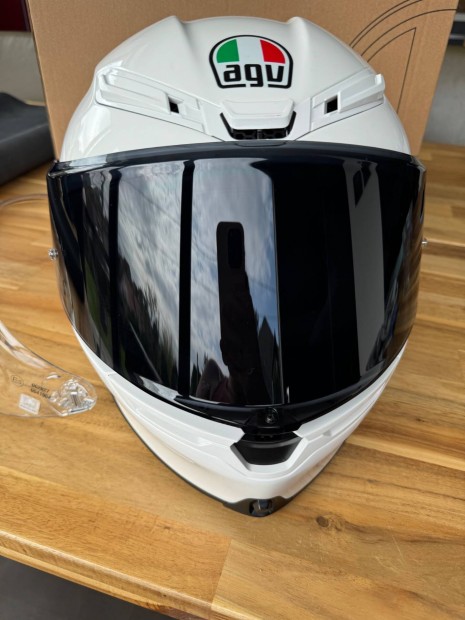 AGV fehr motoros buksisak