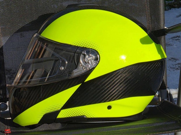 AGV ultrak�nny� buk�sisak L (58-59) �jszer� gy�ny�r�, felnyithat�