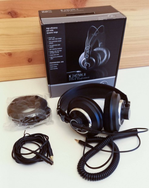 AKG K240 MK2 fejhallgat j llapotban