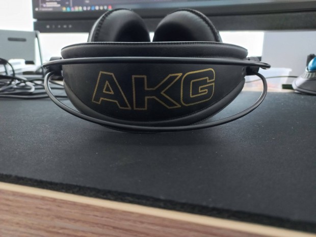 AKG K240 Studio