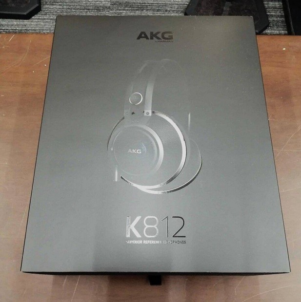 AKG K812 bontatlan doboz