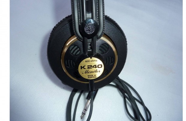 AKG K 240 fejhallgat