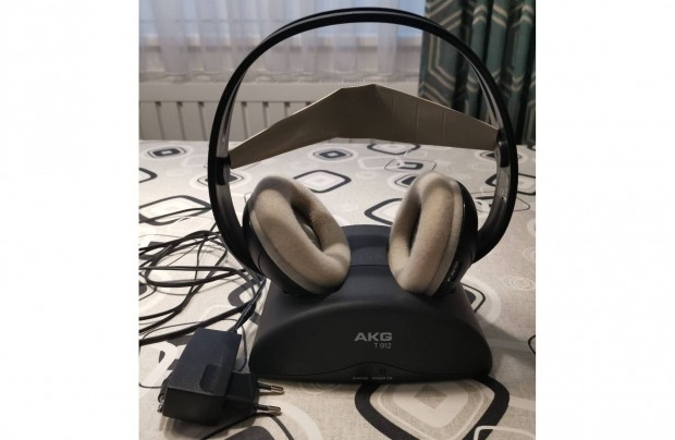 AKG T912 vezetknlkli fejhallgat elad