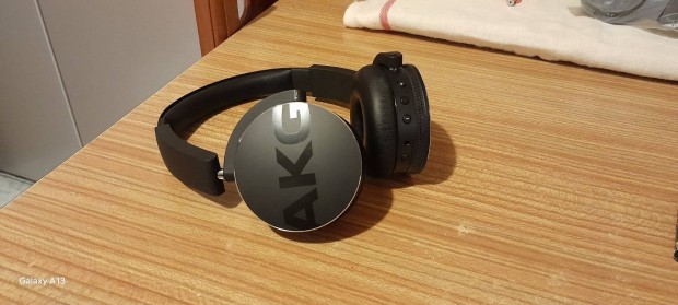 AKG Y50 Stdi minsg fejhallgat