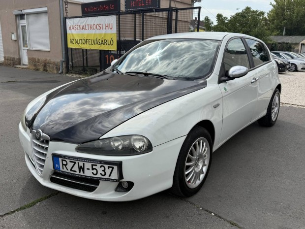 ALFA Romeo 147 1.6 T.S. Black Line