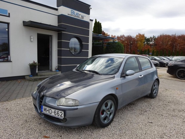 ALFA Romeo 147 1.6 T. Spark Distinctive Megbizh...
